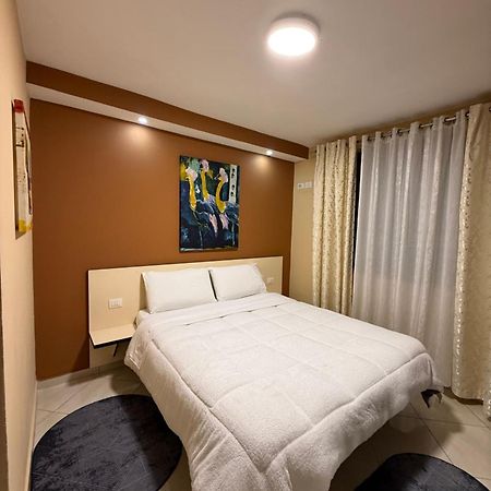 Hotel M&S 티라나 외부 사진